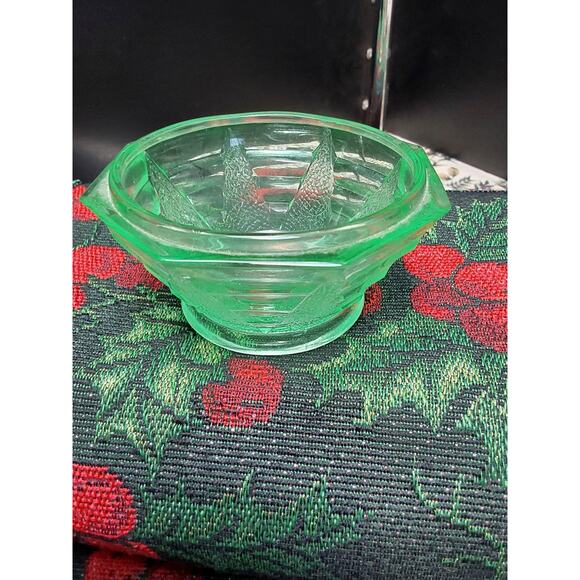 Vaseline Glass small Art Deco Dish Vintage Unknown mfg - Picture 2 of 4